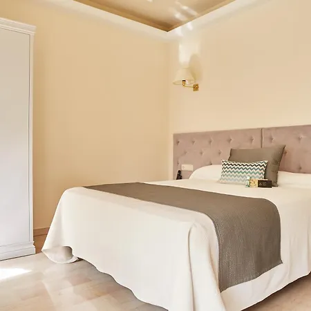 Grand Palladium فندق