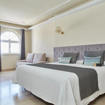 Grand Palladium 5* סנטה אאולריה דס ריו