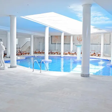 מלון Grand Palladium 5*