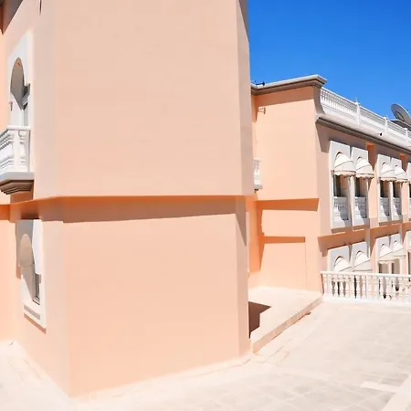 מלון Grand Palladium 5*