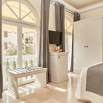 Grand Palladium Hotel
