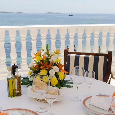 Hotel Grand Palladium