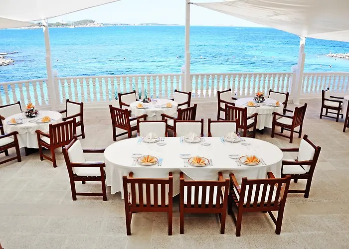 מלון Grand Palladium 5*